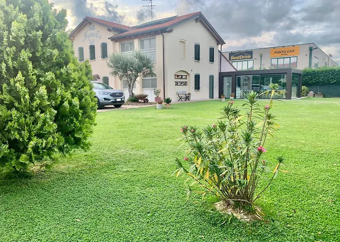 Couette-café Myosotis 4*