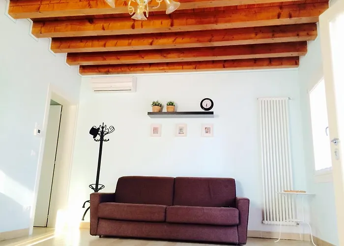 Myosotis Couette-café Mirano